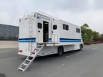 HOWO emergency command vehicle - Imagen 4