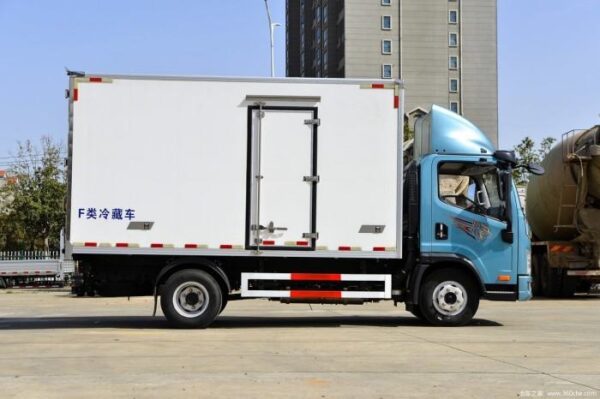 Reefer Truck