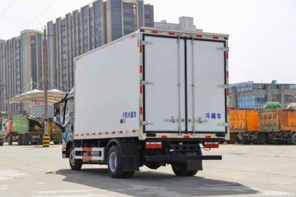 Reefer Truck