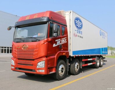 شاحنة تبريد