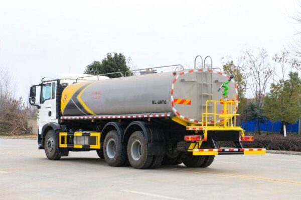 Water Truck