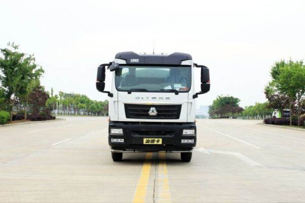 Sprinkler Truck