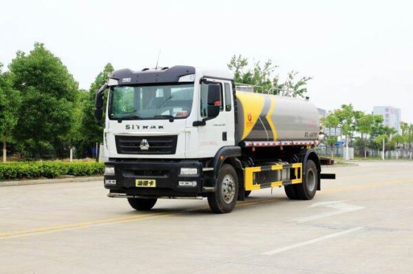 Sprinkler Truck