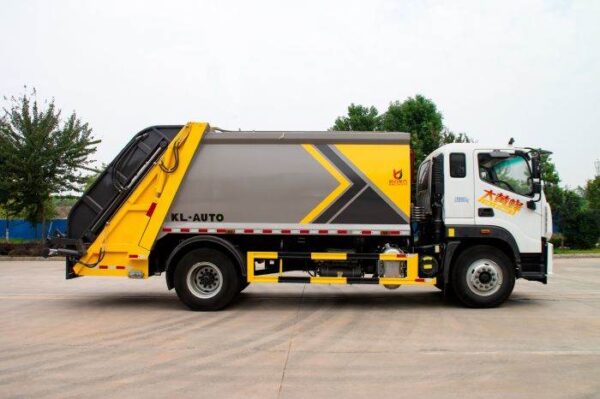 Foton 14m³ garbage truck for sale - Image 6
