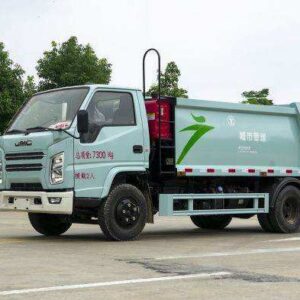 Compactor garbage truck