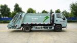Compactor garbage truck