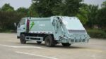 Compactor garbage truck