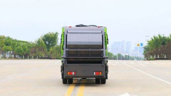 Refuse Garbage compaction truck 7m³