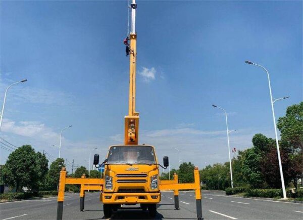 25m Truck Mounted Aerial Lifts JMC - Image 3