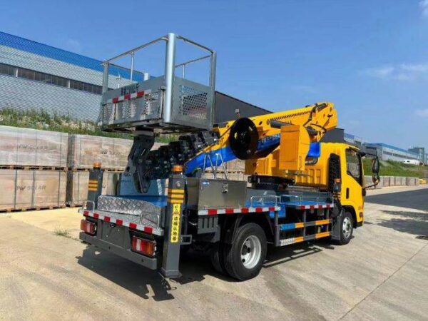 33m Truck Mounted Aerial Lifts ISUZU – Image 6