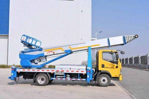 ⁦32m Aerial Ladder Truck FAW⁩ - الصورة ⁦5⁩