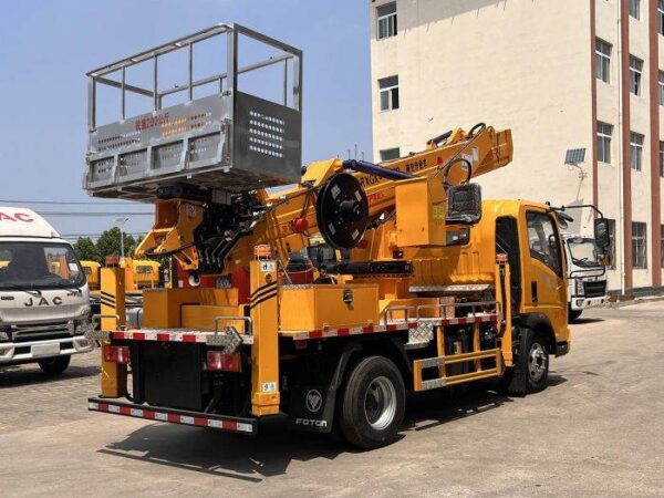30m Truck Mounted Aerial Lifts HOWO — изображение 4