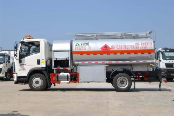 fuel tanker