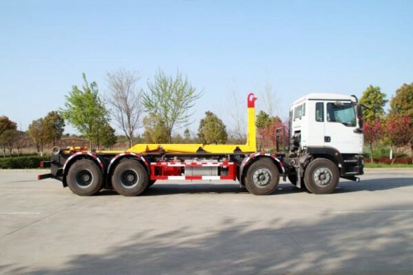 Hookloader sinotruk
