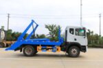 Skiploader garbage truck