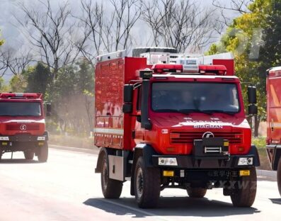 All-terrain off-road fire truck