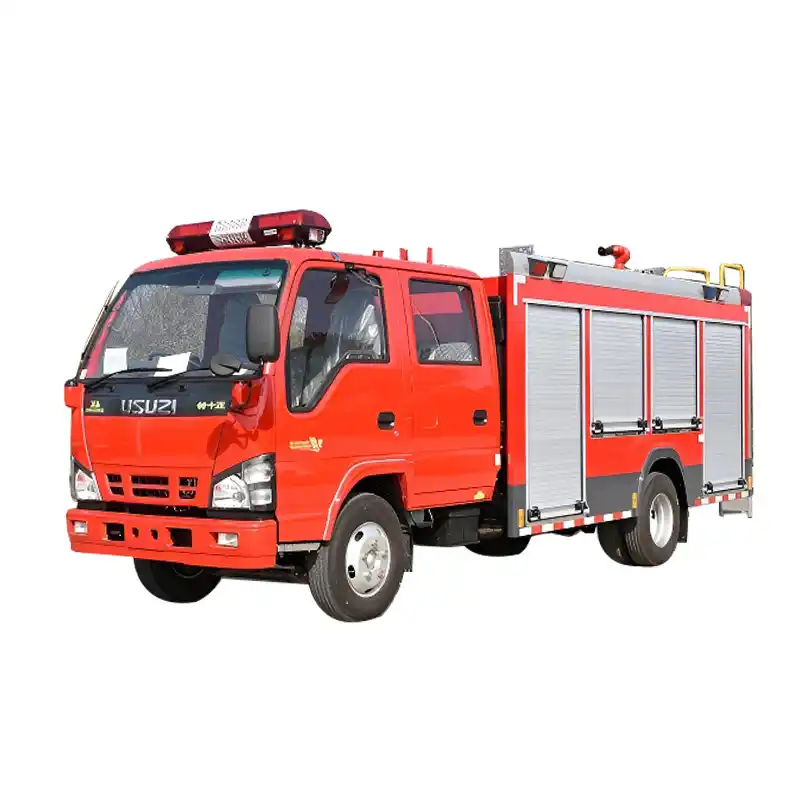 Camion de pompiers ISUZU avec citerne de 2035 litres 2035 Liters Water Tank Fire Truck ISUZU – Image 1