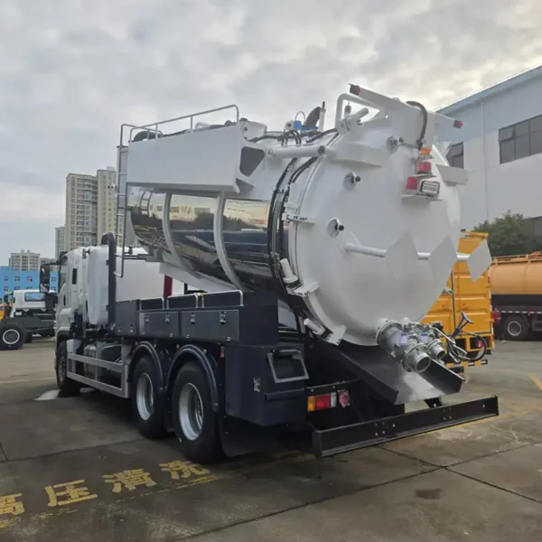Jetting Truck Combination Tanker 25000L ISUZU - manufacturer - supplier ...
