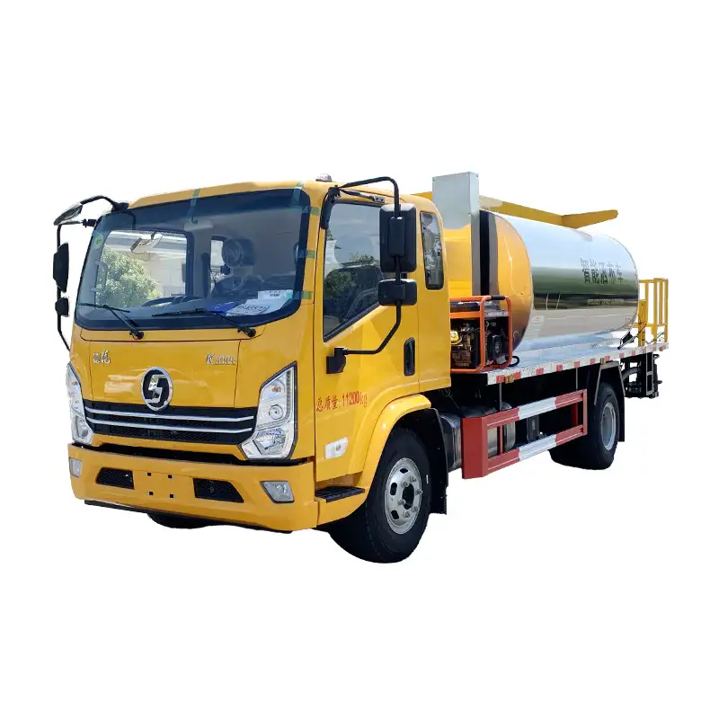 Битумный распылитель SHACMAN 8000L Bitumen Sprayer Truck 8000L SHACMAN — изображение 1